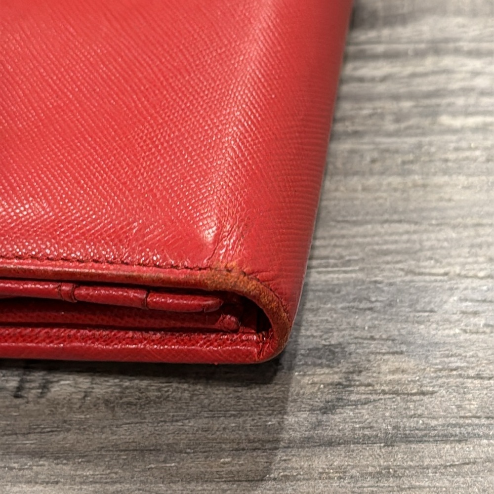 Prada Milano Red Saffiano Lux Leather Logo Flap Continental Wallet - Picture 12 of 16
